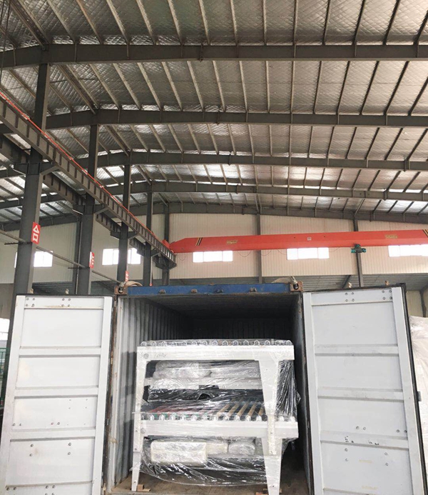 Deliver glass tempering furnace to customer