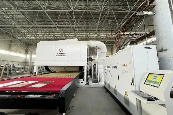 Easttec Full Convection Hard Roller Glass Tempering Machine