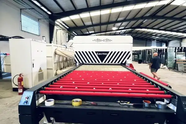 Easttec Radiation Hard Roller Glass Bending and Tempering Machine Easttec Radiation Hard Roller Glass Bending and Tempering Machine
